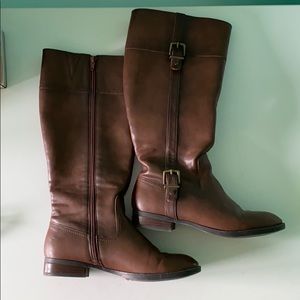 Women’s tall riding boots